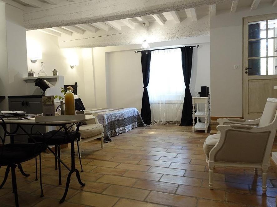 Les Gites Du Domaine De Rhodes Avignon Zimmer foto