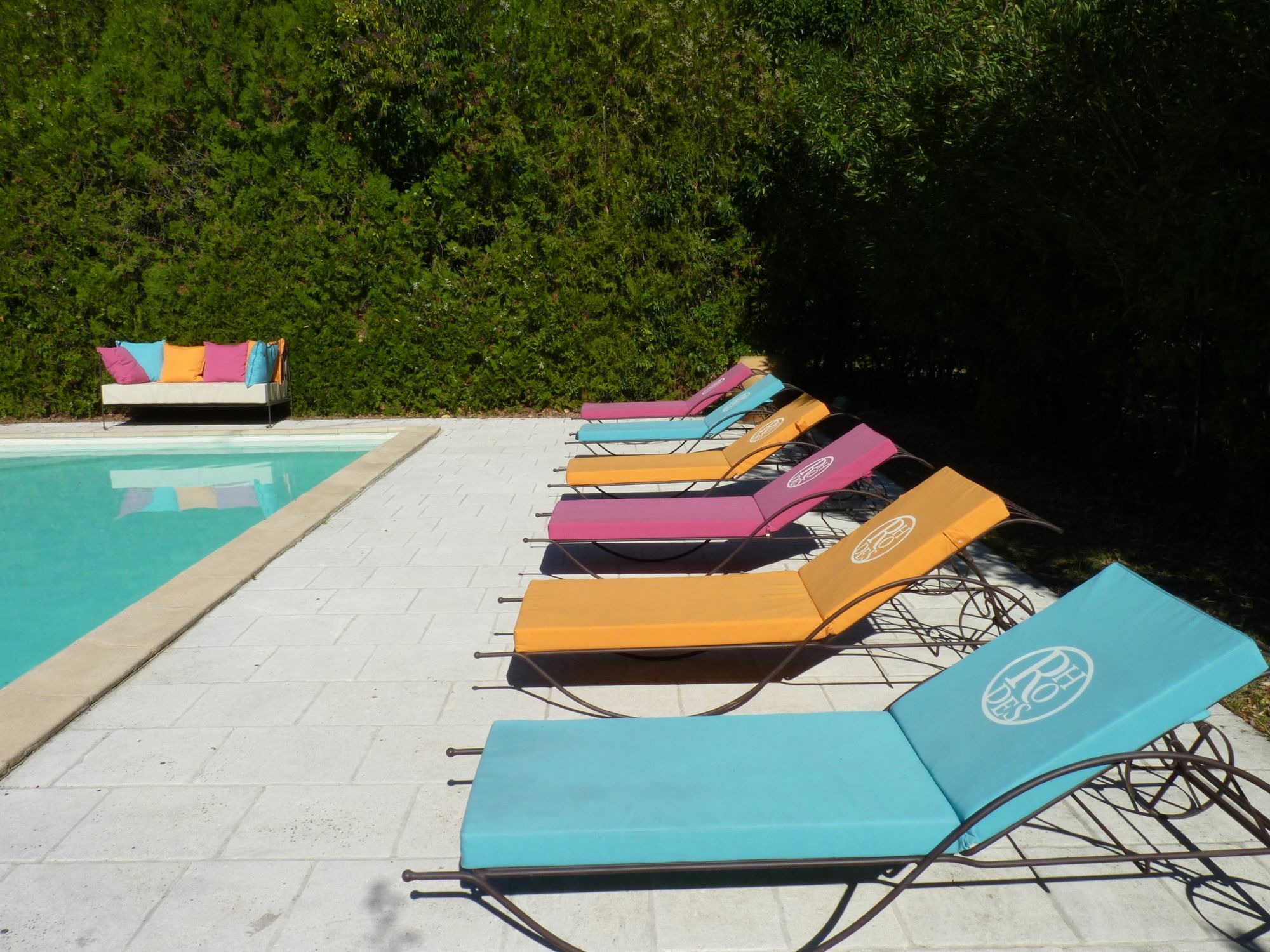 Les Gites Du Domaine De Rhodes Avignon Exterior foto